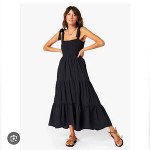 XiRENA Black Tiered Maxi Cotton Dress. Size M